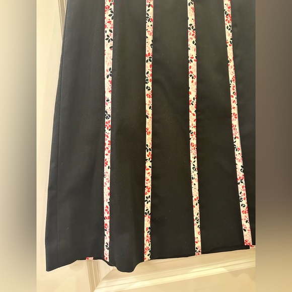 Talbots Stretch Floral Pleated Skirt Size 8 Petite A-Line Cotton Spandex - Picture 4 of 10
